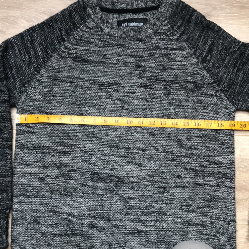 Minimum medium sweater - Picture 3 of 5